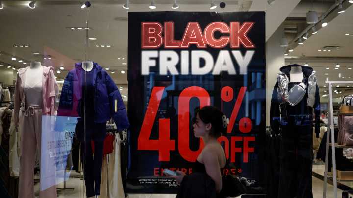 It's Black Friday 2025! Live updates on scams, returns, latest news