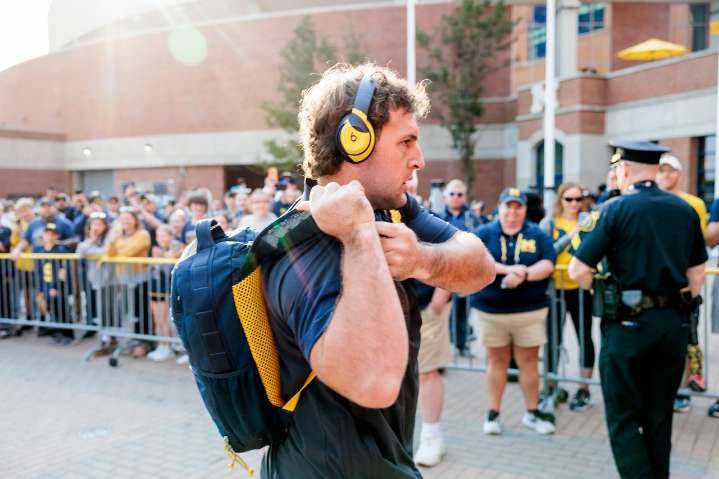 Michigan injury updates on Max Bredeson, Rod Moore, more ahead of Ohio State