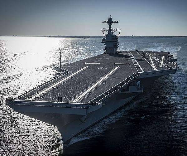 Arrival of US aircraft carrier fuels Venezuelan fears of attack