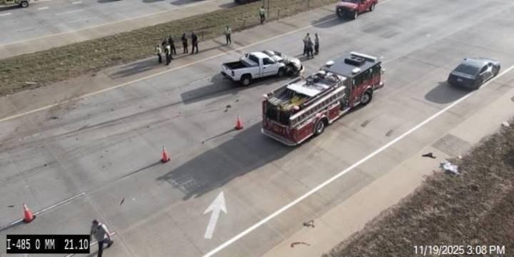 Deadly crash closes all lanes of I-485 in north Charlotte