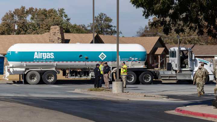 At least 7 victims remain hospitalized as Oklahoma town cleans up leak of ammonia gas