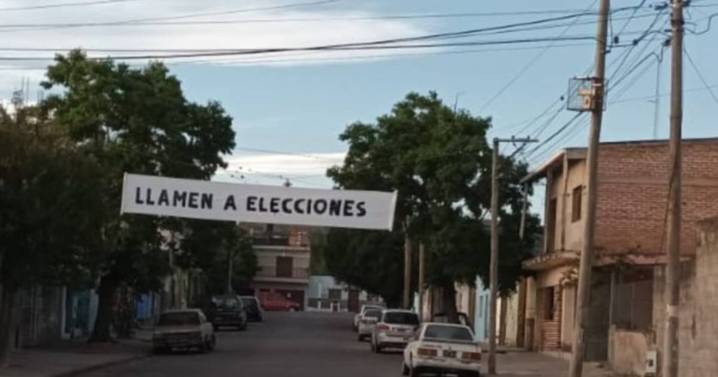 Hinchas piden la renuncia de la comisión directiva de Gimnasia