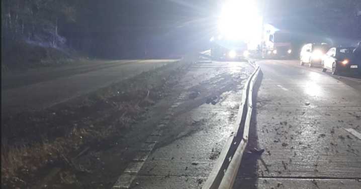 M54 delays after barrier damaged in 'serious' crash