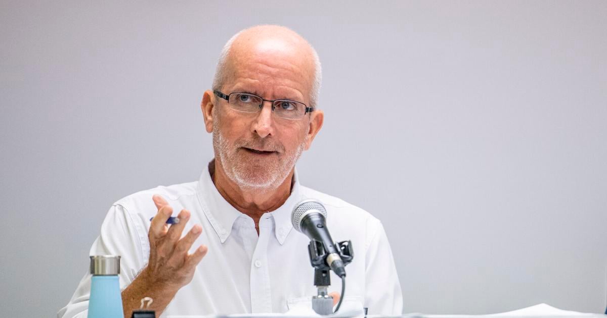 Phillip Pounds reelected as Isle of Palms mayor in recount