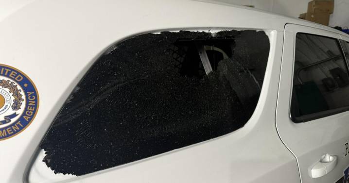 Paducah police car hit by gunfire during pursuit