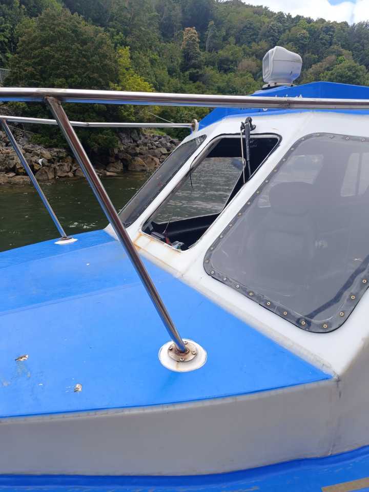 Destruyen y roban valiosos equipos a lanchas en Puerto Chacabuco