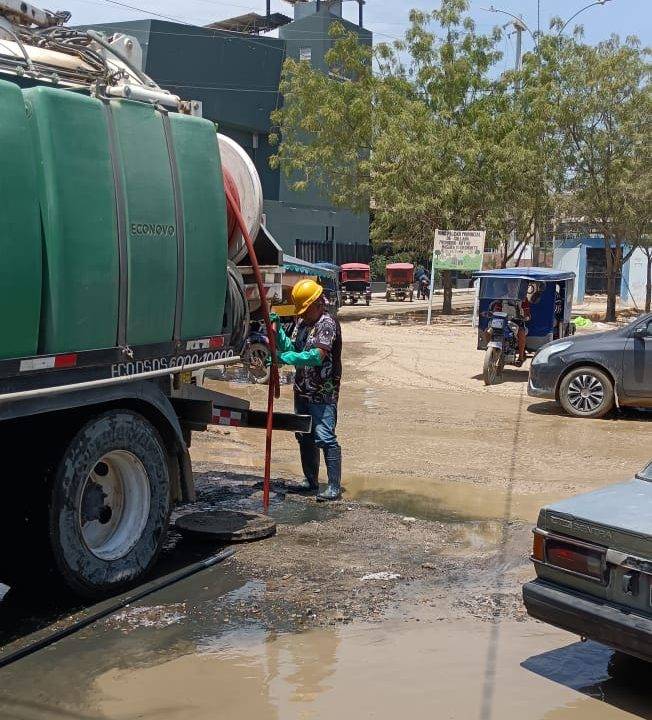 Piura: Trabajos viales en Nueva Sullana provocan colapso del alcantarillado
