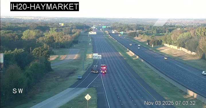 I-20 partially reopens after SWAT standoff in Dallas, TxDOT says