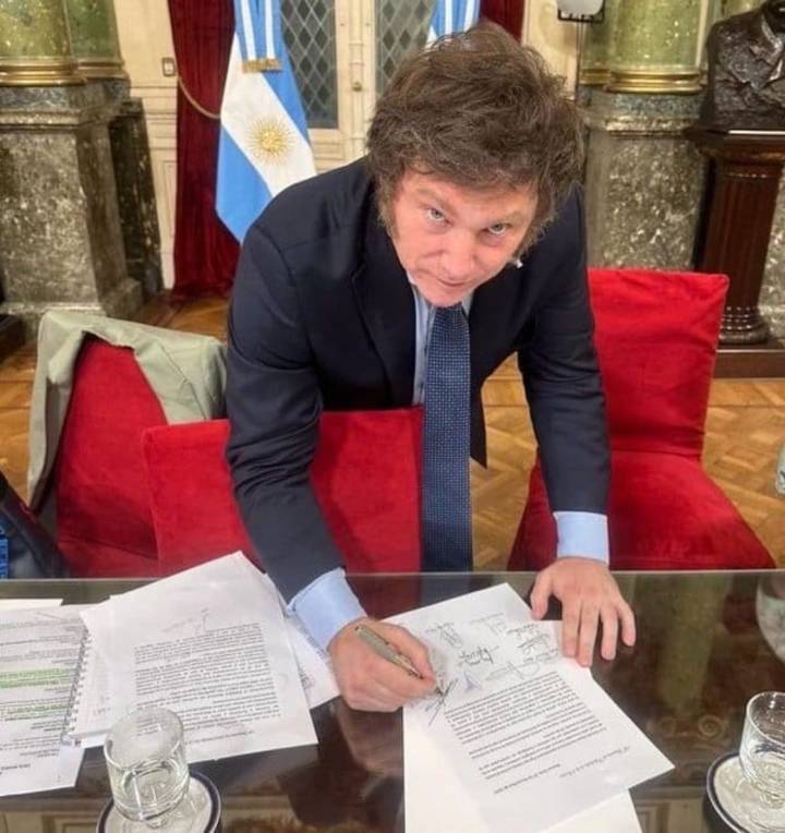 Análisis. Todos esperan a ver las letras chicas