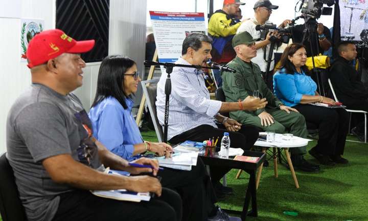 Presidente Maduro: Es el Poder Popular el que está mandando en Venezuela