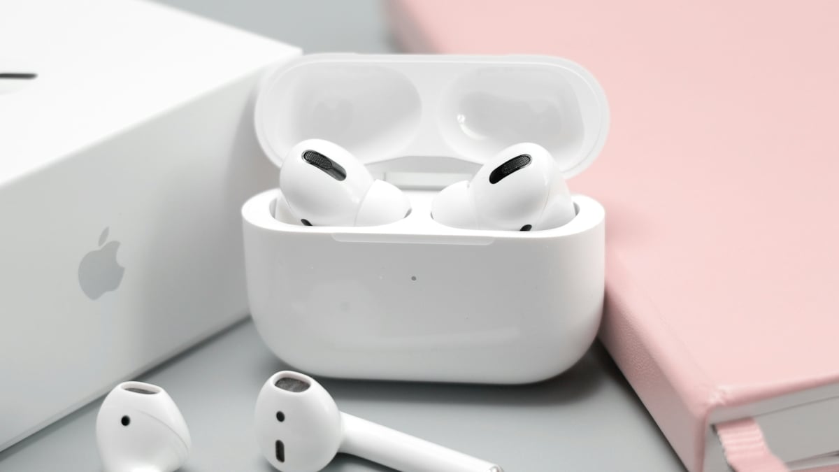 How to Stop Bluetooth Speakers From Disconnecting Your AirPods