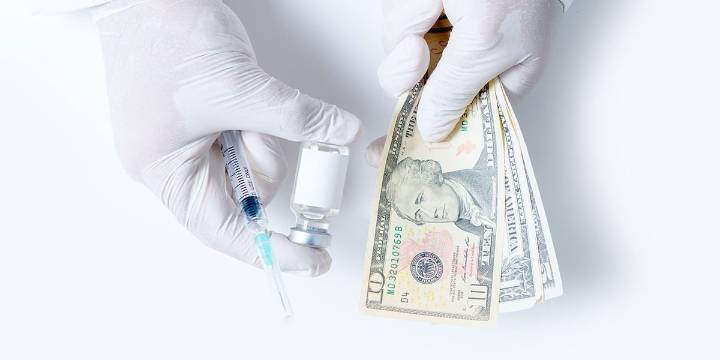 Residents discuss how a possible increase in healthcare premiums will impact them