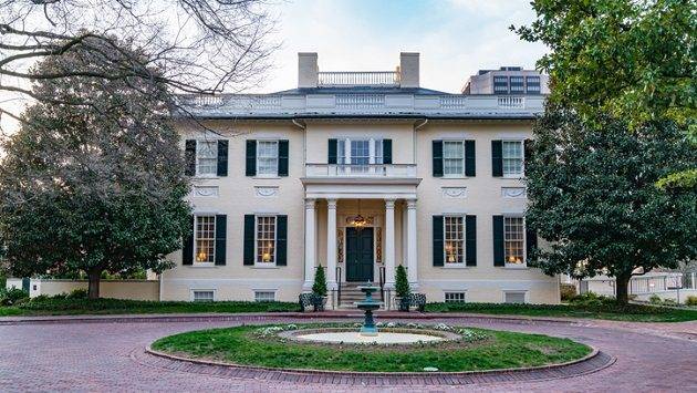 Republican leans on anti-trans rights ads in Virginia governor race