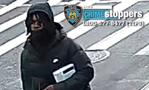 Suspect sought in gunpoint robbery of Briarwood cell phone store: NYPD