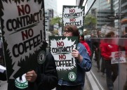 Estados Unidos: Sin contrato no hay café. Los trabajadores del cafetin Starbucks en huelga por descontento con el salario