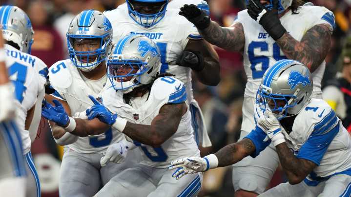 Lions grades: Offense kicks into high gear under Dan Campbell's guidance