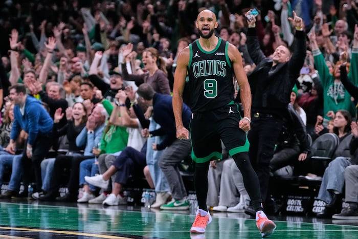 Celtics end Pistons' winning streak at a franchise record