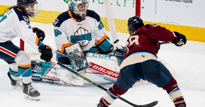 Poulin, Roque and Desbiens lead Victoire to 4-0 win over Sirens in home opener