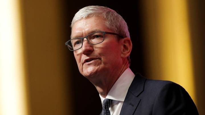 Tim Cook could soon be leaving and here is the top contender for next Apple CEO