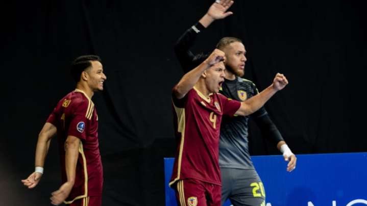 Venezuela vence a Perú en la Liga Conmebol de futsal