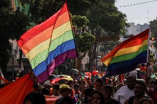 Durango castiga con hasta seis años de cárcel las terapias de conversión