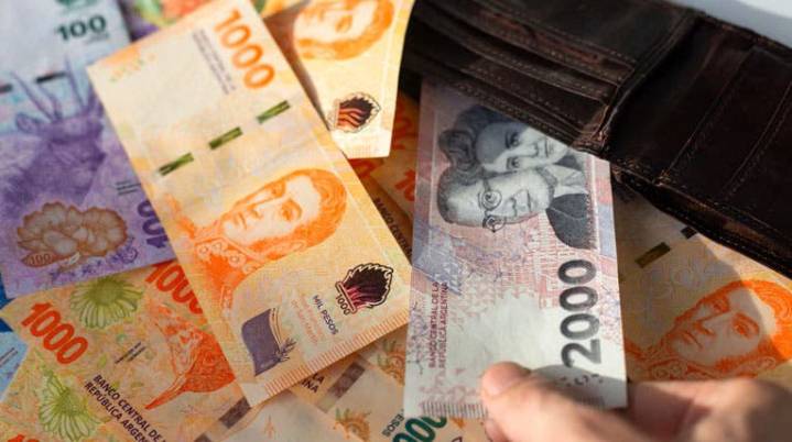 Solo 6% de los pagos en Argentina se hacen con billetes: el efectivo se extingue por la digitalización