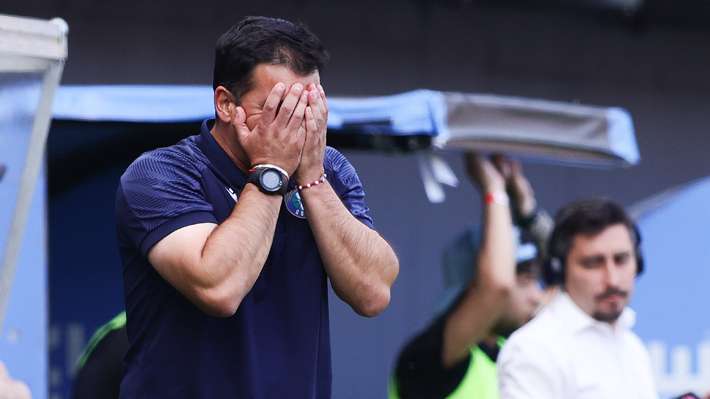 Nuevo DT caído cuando quedan solo tres fechas para el final del Torneo del fútbol chileno El cuadro itálico se mantiene en puestos de copas.