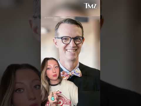 Judge Asked To Step Down For Dressing Like Elvis