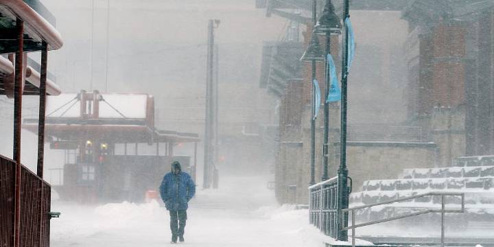 Blast of arctic air invades Upper Midwest and Northeast next week, bringing early winter preview for millions