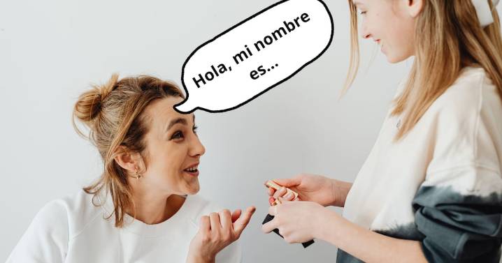 Hablar más de un idioma puede ayudar a envejecer mejor, según un estudio internacional