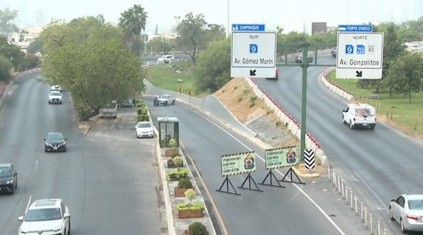 Cierran carril de Lázaro Cárdenas a Gómez Morín