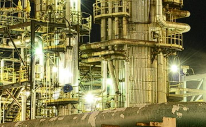 DIAN embargará Reficar: refinería cerraría en 15 días por deuda