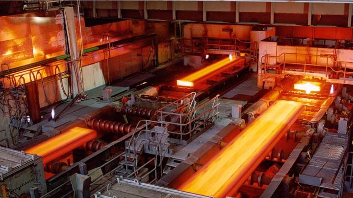 La actividad metalúrgica tuvo una caída interanual del 4,6% en octubre Adimra informó, además, que el sector se encuentra un -17,7% por debajo de sus niveles máximos recientes. El uso de la capacidad 