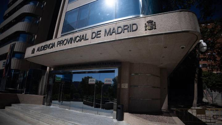 Prisión para el hombre que apuñaló brutalmente a su pareja en un hotel del centro de Madrid