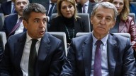 Feijóo y Abascal recuperan la comunicación para negociar el sucesor de Mazón