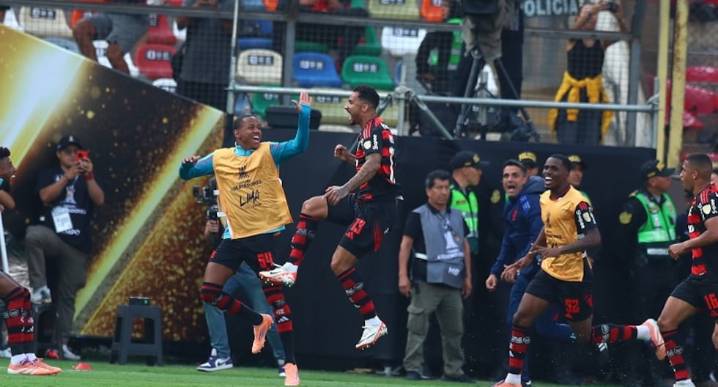 Así fue la celebración de Flamengo tras ganar su cuarta Copa Libertadores ante Palmeiras 