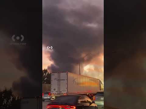 Watch massive smoke in the sky from UPS plane crash near Kentucky airport #shorts