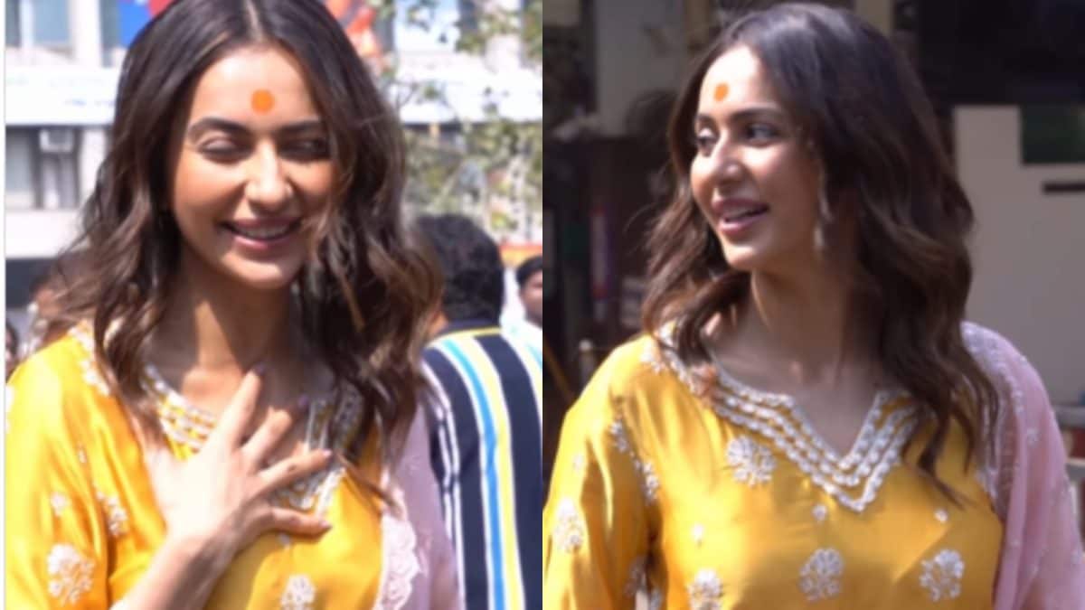 Rakul Preet Singh Seeks Blessings At Siddhivinayak Temple Ahead Of De De Pyaar De 2 Release