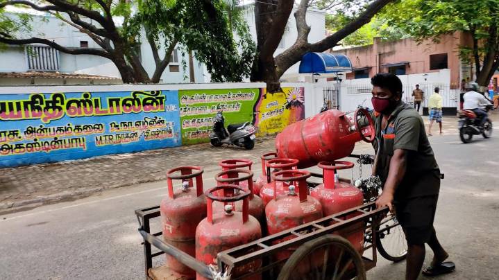 Fuel price today (November 23, 2025): Check Petrol, diesel and LPG rates