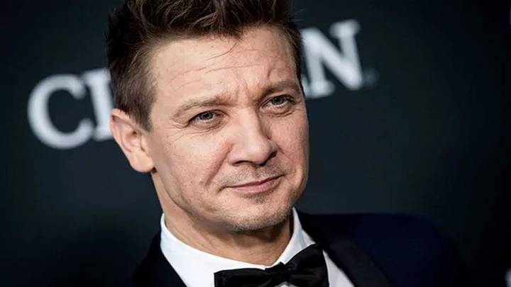 Jeremy Renner responde a las acusaciones de acoso de la cineasta Yi Zhou