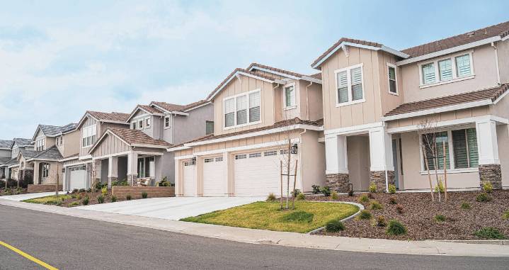 Commission says HOAs are not properly funding reserves