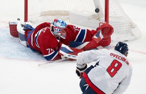 Ovechkin has 3 goals and an assist in Capitals' win to move into 10th place on NHL points list