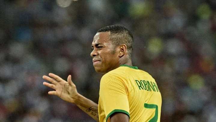 Robinho deja la "cárcel de los famosos" y es trasladado a otro centro penitenciario