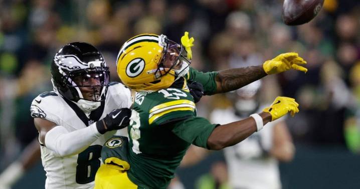 Packers suddenly find themselves in a tenuous position after consecutive home losses