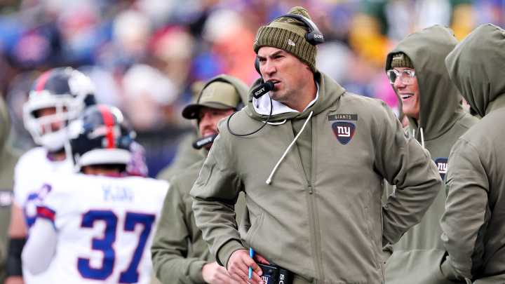 New coach, different opponent, yet Giants still unable to change the script