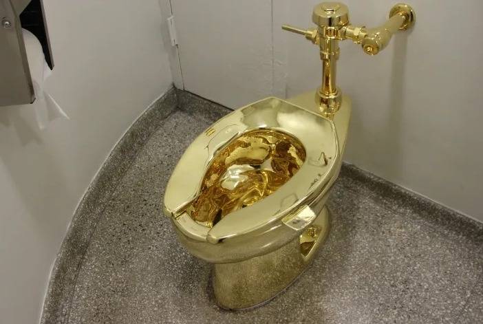 World’s Most Expensive Toilet! 18-Karat Gold ‘America’ Set for ₹83 Crore Auction