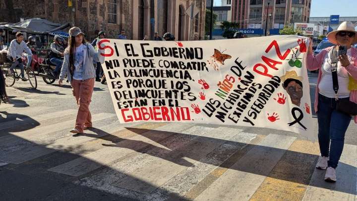 Arrancan marchas por la paz en Michoacán, Puebla y Chiapas
