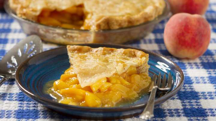 The Best Peach Pies Are Made With These Types Of Peaches