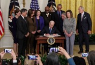 Exclusive-Americans waiting for Obamacare subsidies delay or drop health insurance