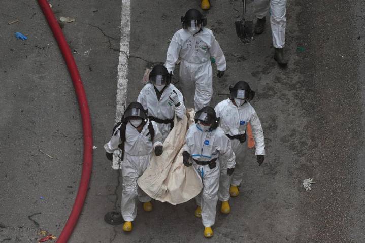 Hong Kong llora a los 128 muertos de un incendio que desencadenó una campaña de seguridad